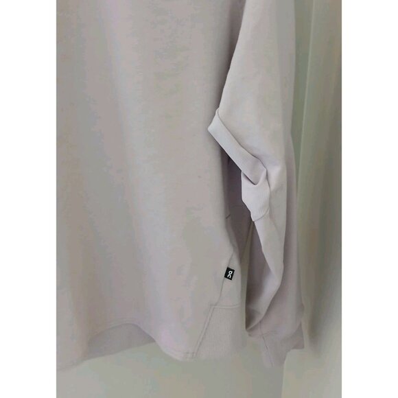 ON Running Cloud Movement Sweatshirt - Picture 4 of 12